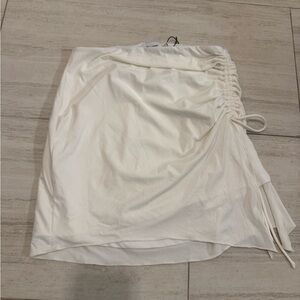 Princess Polly Ivory Skirt sz 4